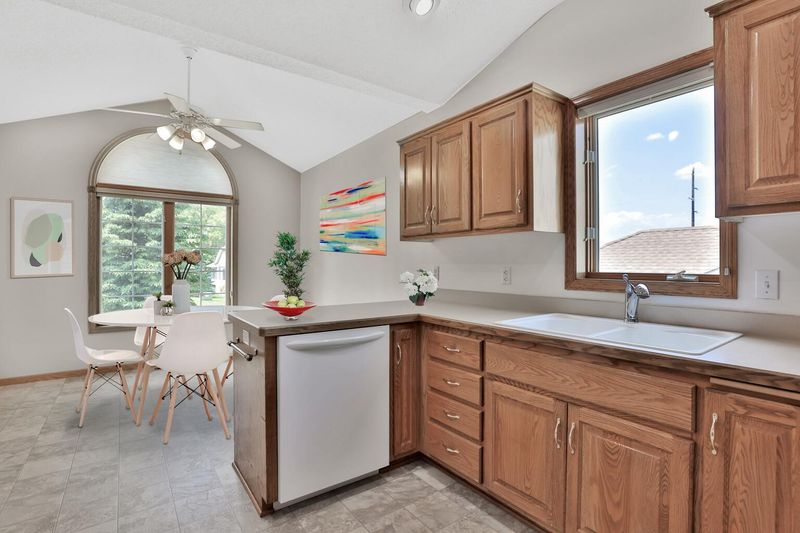 4068 Alpine Ave, Vadnais Heights, MN 55127