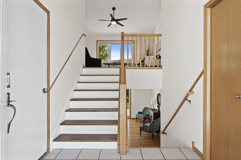 14061 Belmont Trl, Rosemount, MN 55068