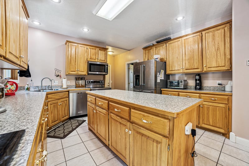 40746 210th St, Arlington, MN 55307