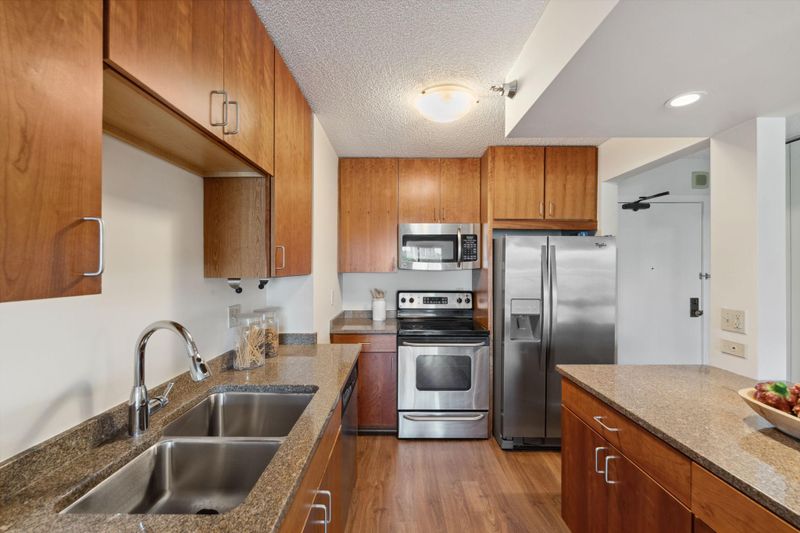 401 S 1st St #315, Minneapolis, MN 55401