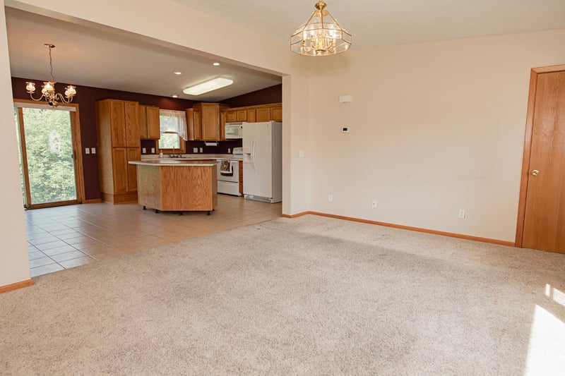 8075 6th St, Minnesota City, MN 55959