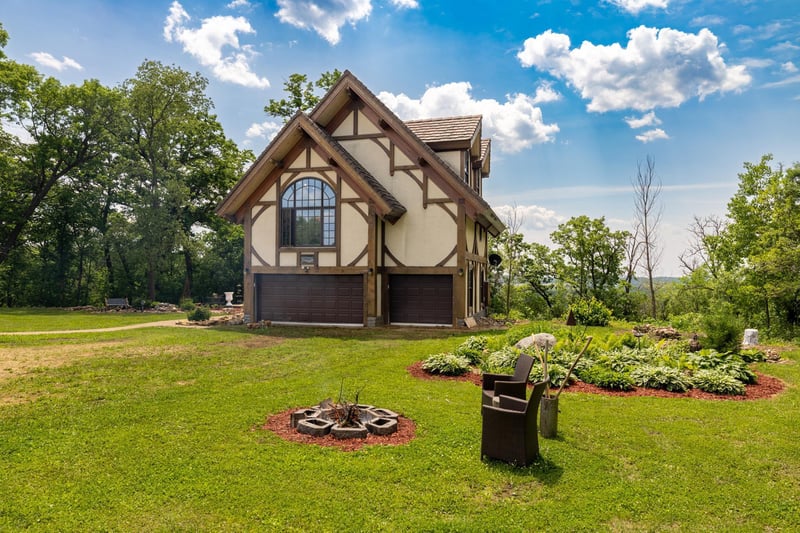 W11333 862nd St, River Falls, WI 54022