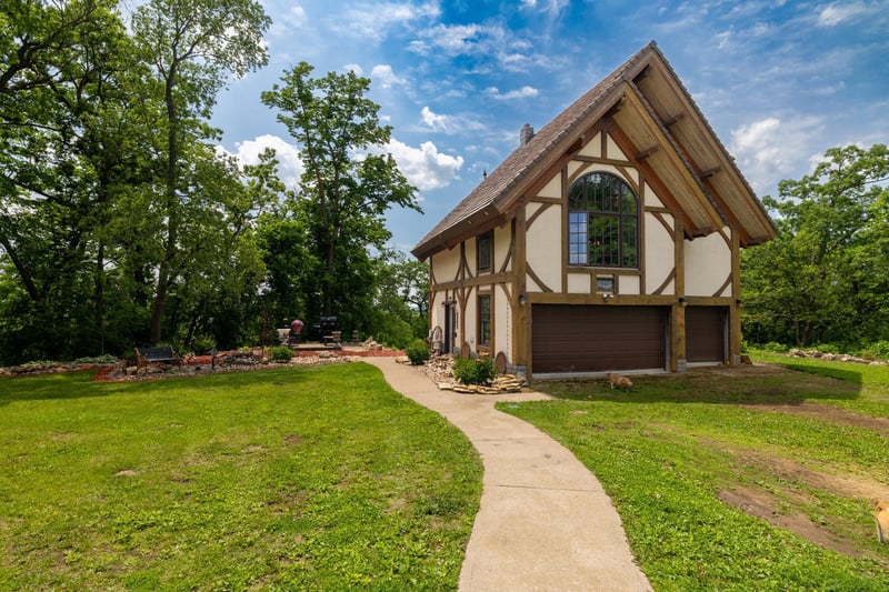 W11333 862nd St, River Falls, WI 54022