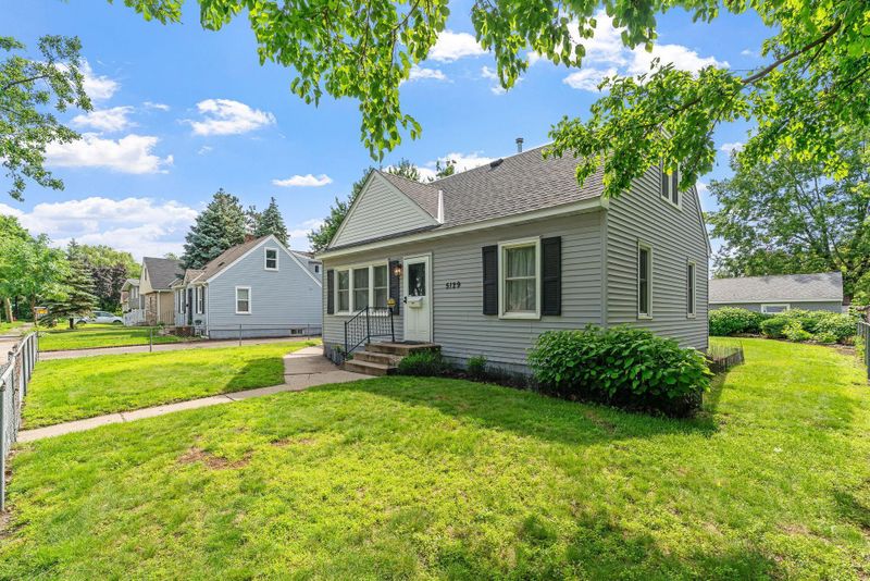 5129 Logan Ave N, Minneapolis, MN 55430