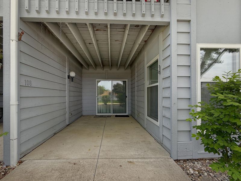 232 S Dewey St #108, Fairmont, MN 56031