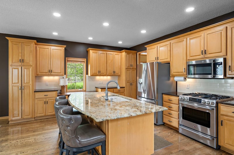 8435 Crane Dance Trl, Eden Prairie, MN 55344