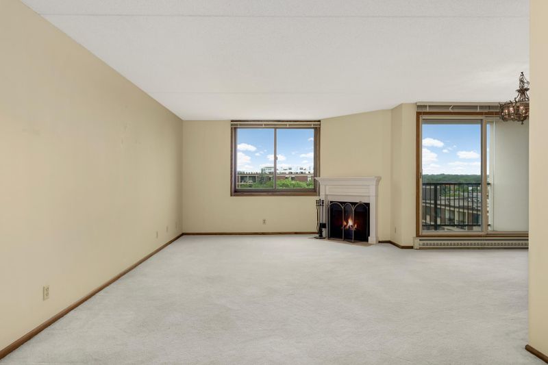 7200 York Ave S #608, Edina, MN 55435