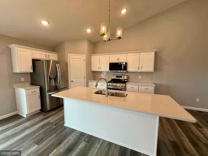 2752 Ivory Ave NE, Saint Michael, MN 55330