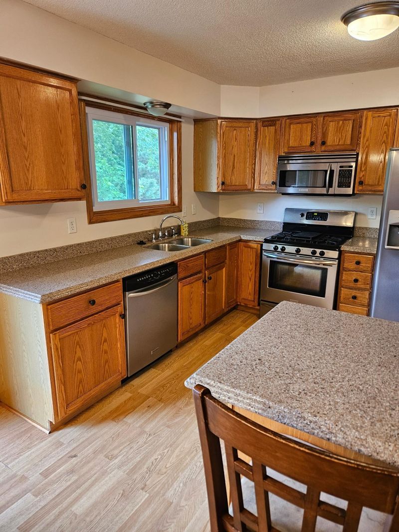 18282 Echo Dr, Farmington, MN 55024