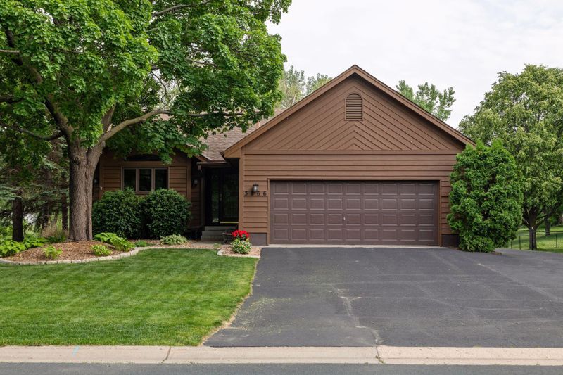 3866 156th St W, Rosemount, MN 55068