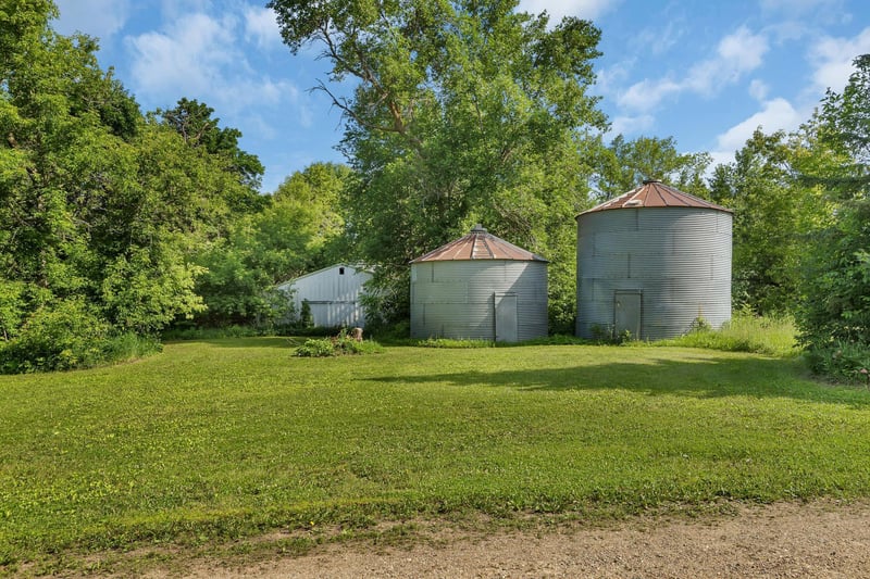 37875 600th Ave, Eden Valley, MN 55329