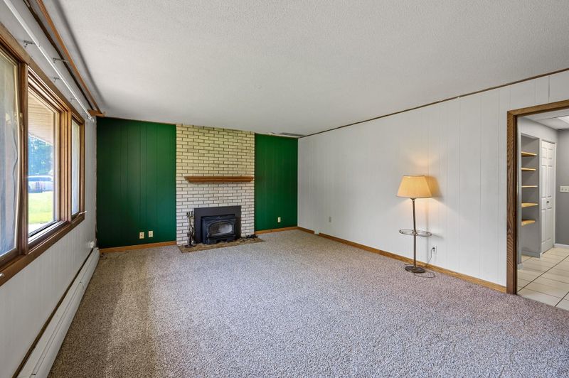 2501 Hayes Dr, Burnsville, MN 55337