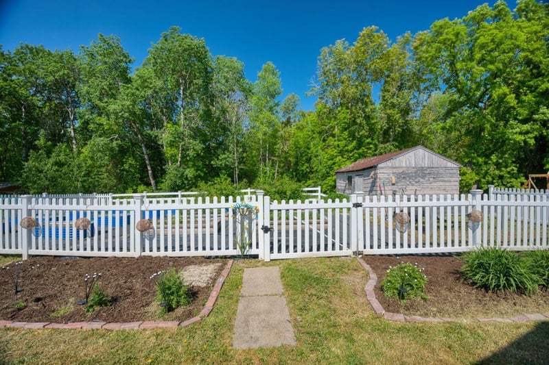 1221 Highway 53, Cook, MN 55723