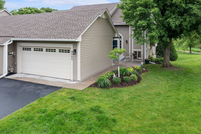 4540 Niagara Ln N, Plymouth, MN 55446