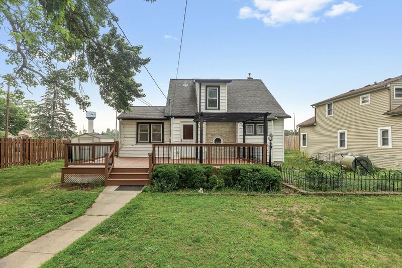 4265 Toledo Ave N, Robbinsdale, MN 55422