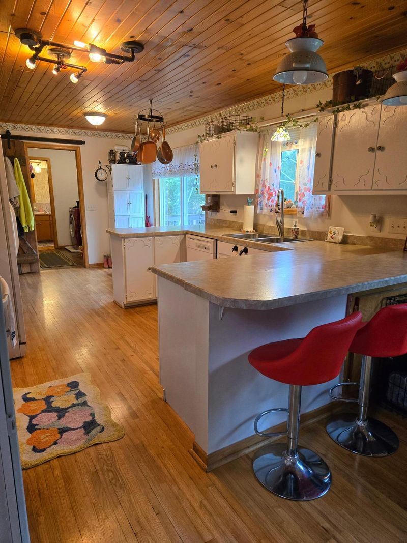 44416 Georgia Ave, Harris, MN 55032