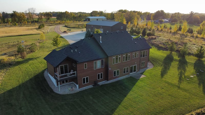 29437 141st Ave, New Prague, MN 56071