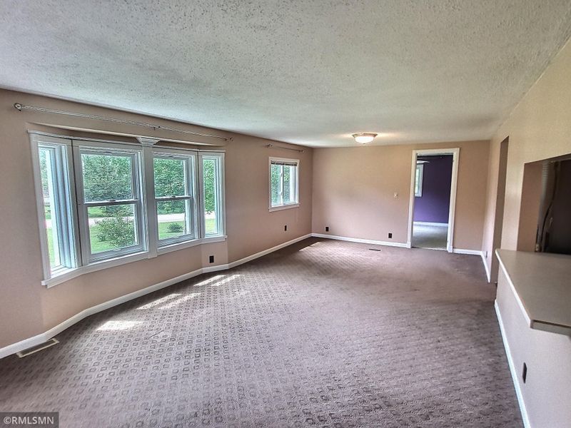 318 Alder Rd, South Haven, MN 55382