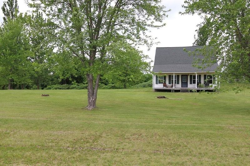 32330 Elbow Shores Dr, Dent, MN 56528