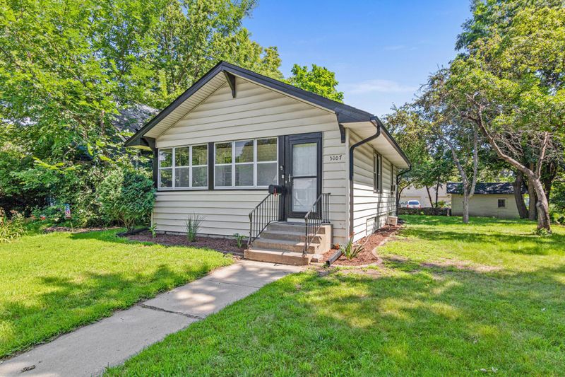 5107 41st Ave S, Minneapolis, MN 55417