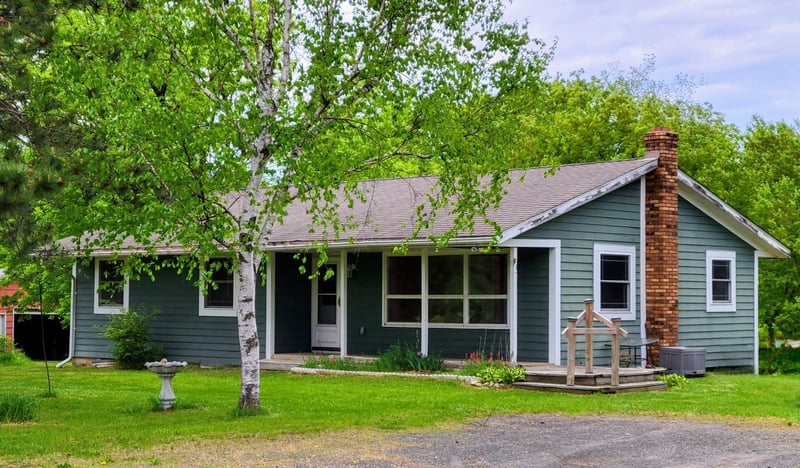 20966 347th St, Taylors Falls, MN 55084