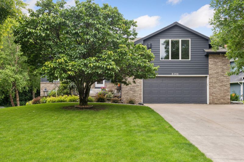 8298 Orchid Ln N, Maple Grove, MN 55311