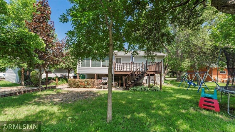 810 Louise Ave SE, Cokato, MN 55321