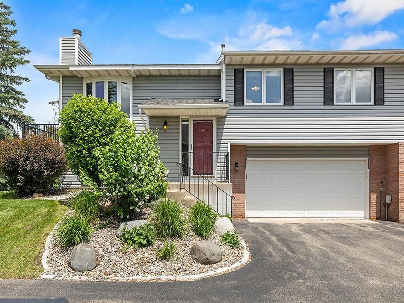 14781 Endicott Way, Apple Valley, MN 55124