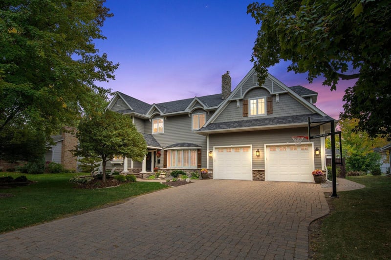 4425 Ellsworth Dr, Edina, MN 55435