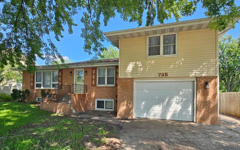 735 Main St N, Hutchinson, MN 55350