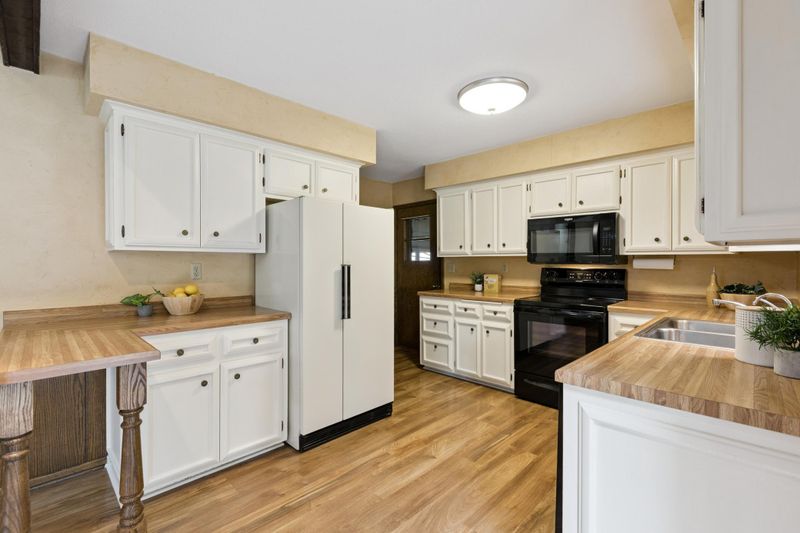 800 9th St NW, Buffalo, MN 55313