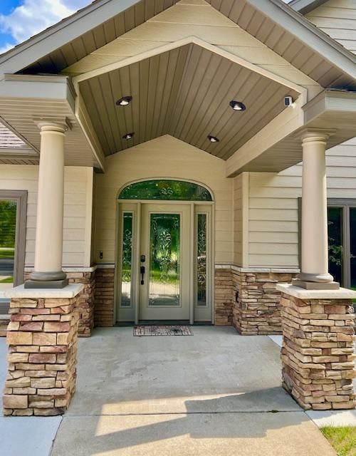 23567 Timber Trail Dr, Bemidji, MN 56601