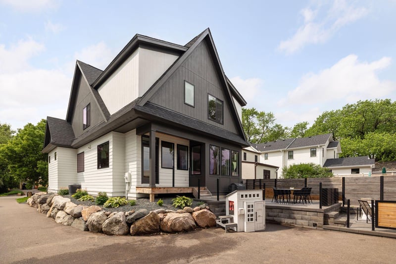 4968 W 40th St, Saint Louis Park, MN 55416