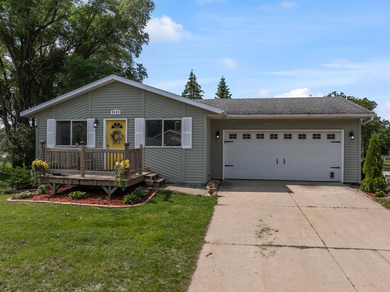 2452 Parkview Ln SE, Rochester, MN 55904