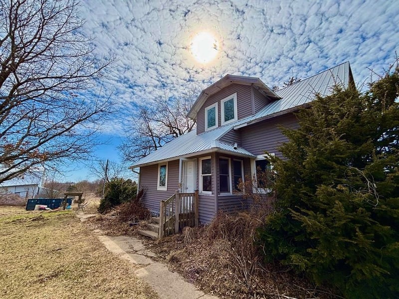 N1160 170th St, Maiden Rock, WI 54750