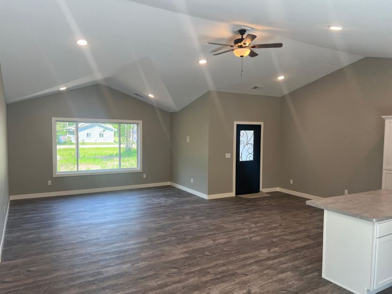 6000 Mid Valley Ln NW, Bemidji, MN 56601