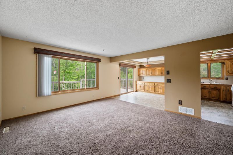 30170 Norway Dr NW, Cambridge, MN 55008