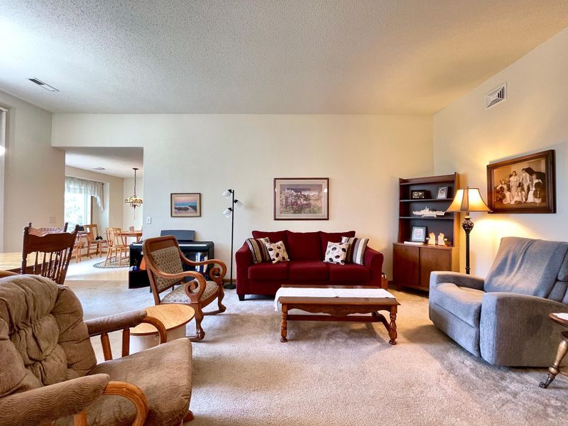 727 Cloud St NW, Bemidji, MN 56601
