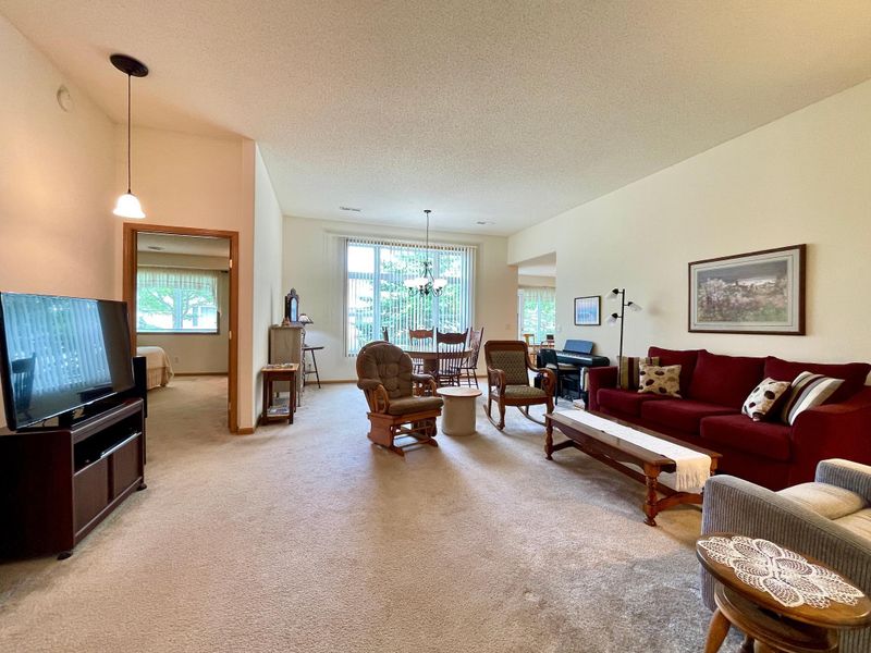 727 Cloud St NW, Bemidji, MN 56601