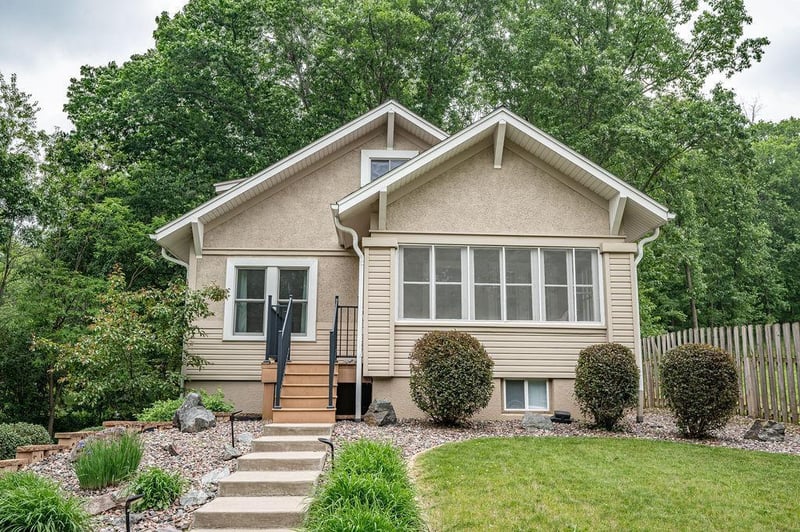 729 Auth St, Durand, WI 54736