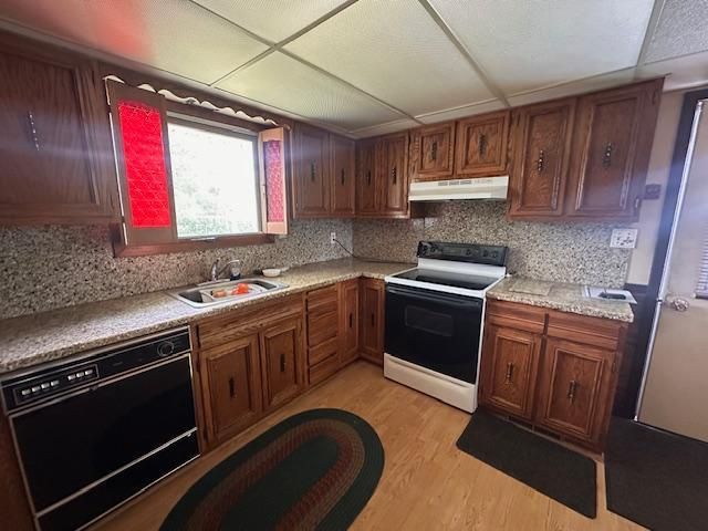 21 Glen Cir, Babbitt, MN 55706