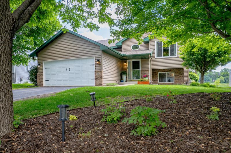 10753 Able St NE, Blaine, MN 55434