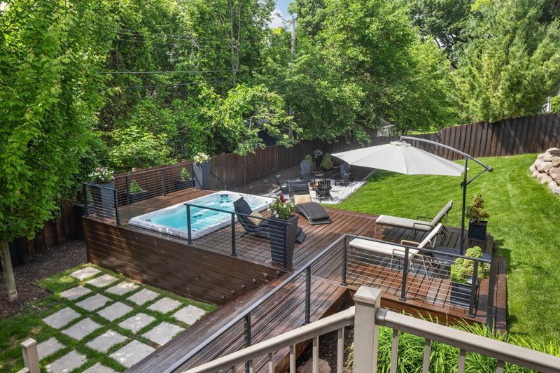 6232 Virginia Ave S, Edina, MN 55424