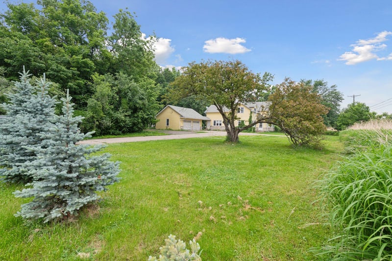 25485 Highway 7, Excelsior, MN 55331