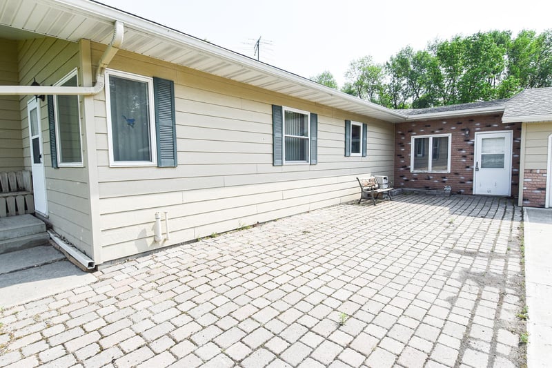 21840 320th Ave NW, Warren, MN 56762