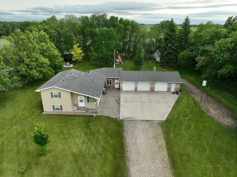 21840 320th Ave NW, Warren, MN 56762