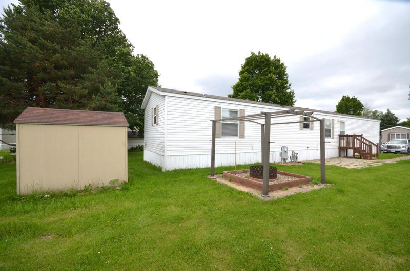 311 Mozart Ave E, Mankato, MN 56001