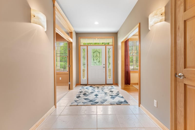 6674 Zumbro Hylands NW, Rochester, MN 55901