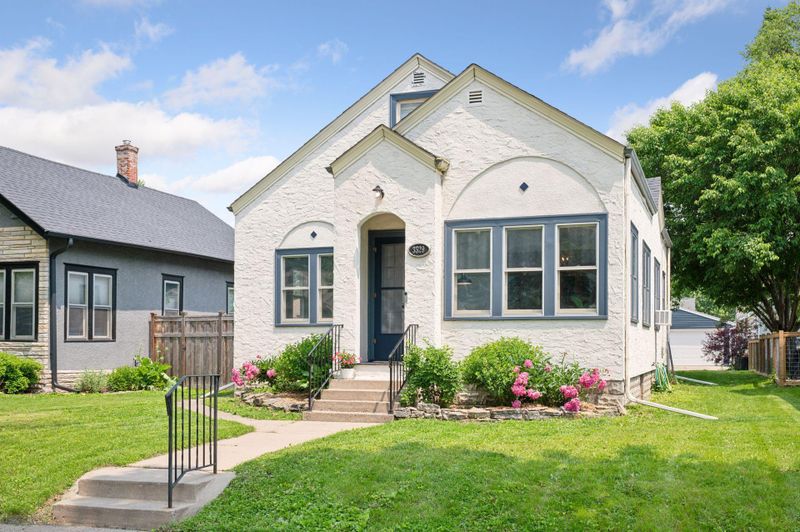 3529 35th Ave S, Minneapolis, MN 55406