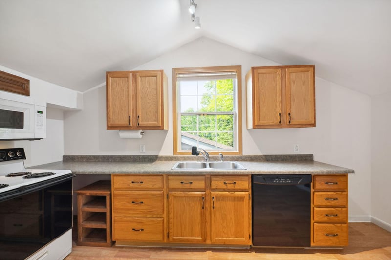 5578 N Cloquet Rd, Duluth, MN 55810